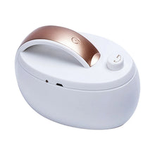 Load image into Gallery viewer, Fabric Shaver Fuzz Remover Rechargeable Electric Lint Remover Sweater Shaver Dual Protection For Lint Bobbles Remover