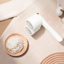 Load image into Gallery viewer, Double Head Lint Remover for Clothes Rechargeable Sweater Shavers to Remove Pilling Electric Fabric Shaver 4-Speeds Remove Fuzz