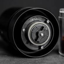 Load image into Gallery viewer, Coffee Maker Portable Coffee Machine Manual Coffee Machine Brewing Bean Grinding Camping Outdoor