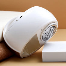 Load image into Gallery viewer, Fabric Shaver Fuzz Remover Rechargeable Electric Lint Remover Sweater Shaver Dual Protection For Lint Bobbles Remover